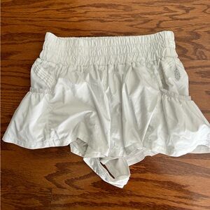 Get your flirt on white shorts